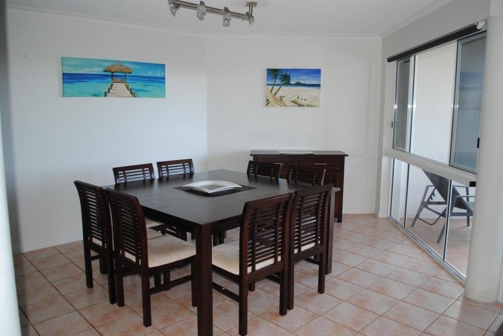 Surfside On The Beach Buddina Chambre photo