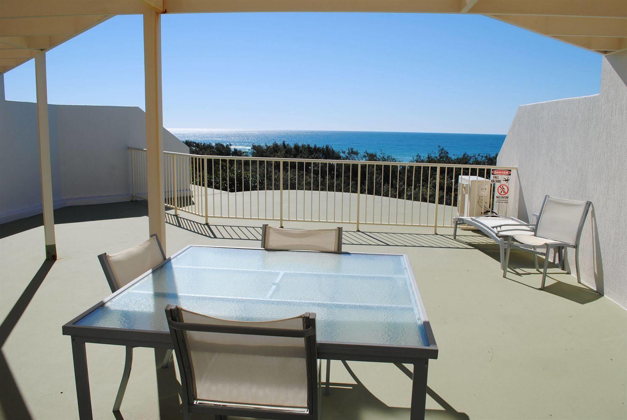 Surfside On The Beach Buddina Extérieur photo