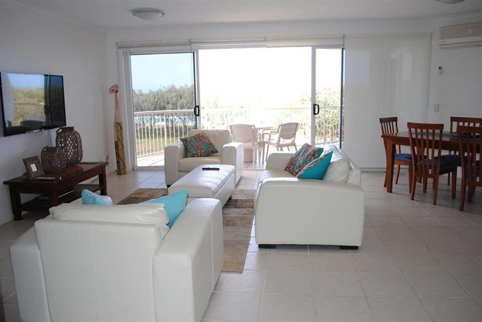 Surfside On The Beach Buddina Extérieur photo